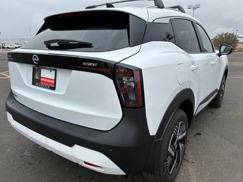 New 2026 Nissan Kicks SV w/ Charging Package FWD image 6