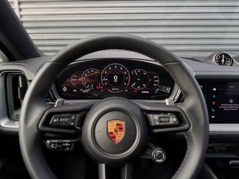 New 2026 Porsche Cayenne Coupe AWD/4WD image 21
