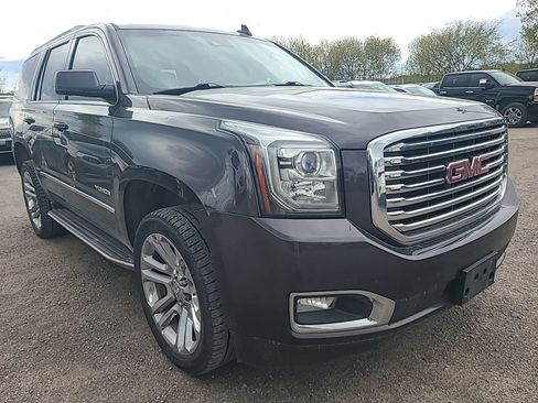 Used 2017 GMC Yukon SLT w/ Premium Edition AWD/4WD image 5