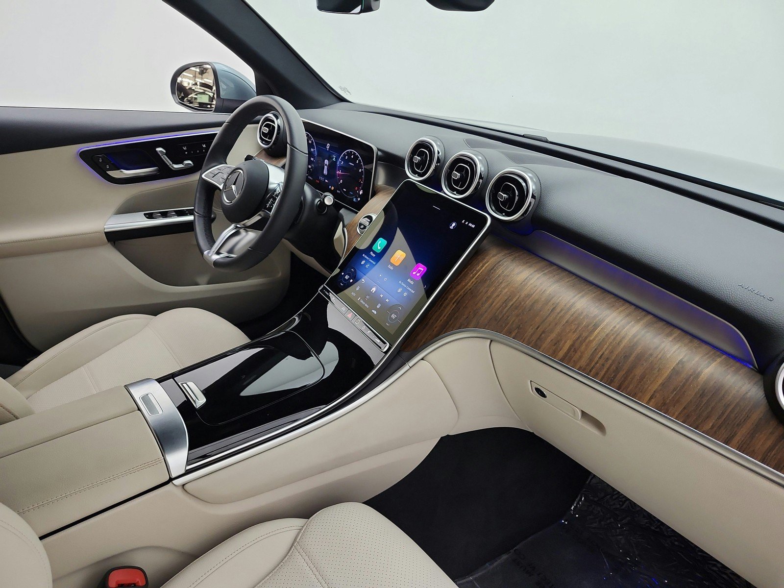 Certified 2026 Mercedes-Benz GLC 300 image 18