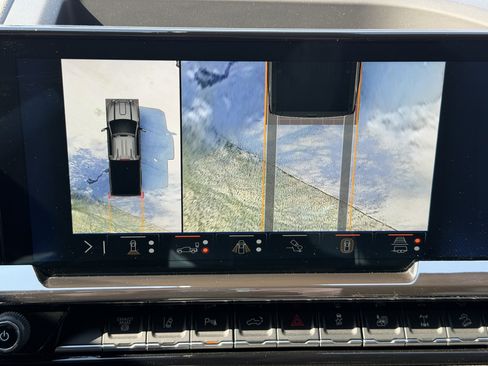 Used 2024 Chevrolet Silverado 2500 ZR2 w/ ZR2 Bison Edition image 36