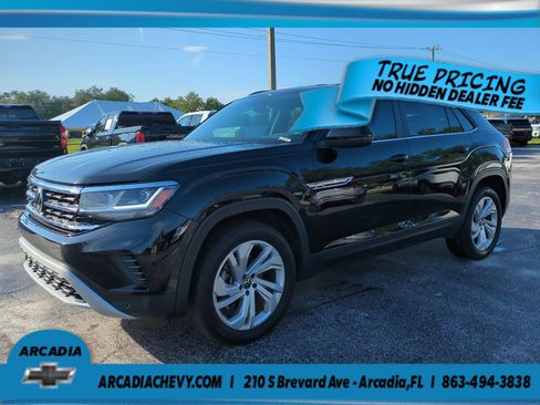 Used 2020 Volkswagen Atlas Cross Sport SE w/ Towing Package FWD image 8