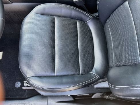 Used 2022 Ford Escape SEL w/ Technology Package FWD image 19