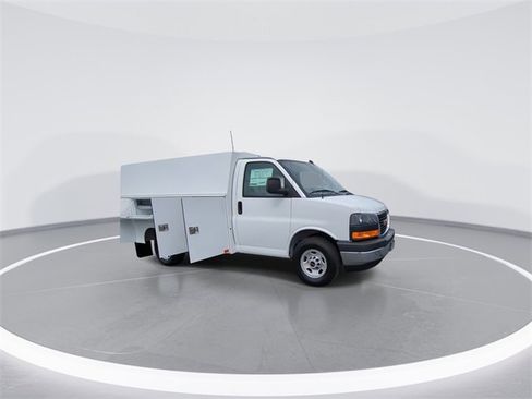 New 2025 GMC Savana 3500 w/ Power Convenience Package image 2