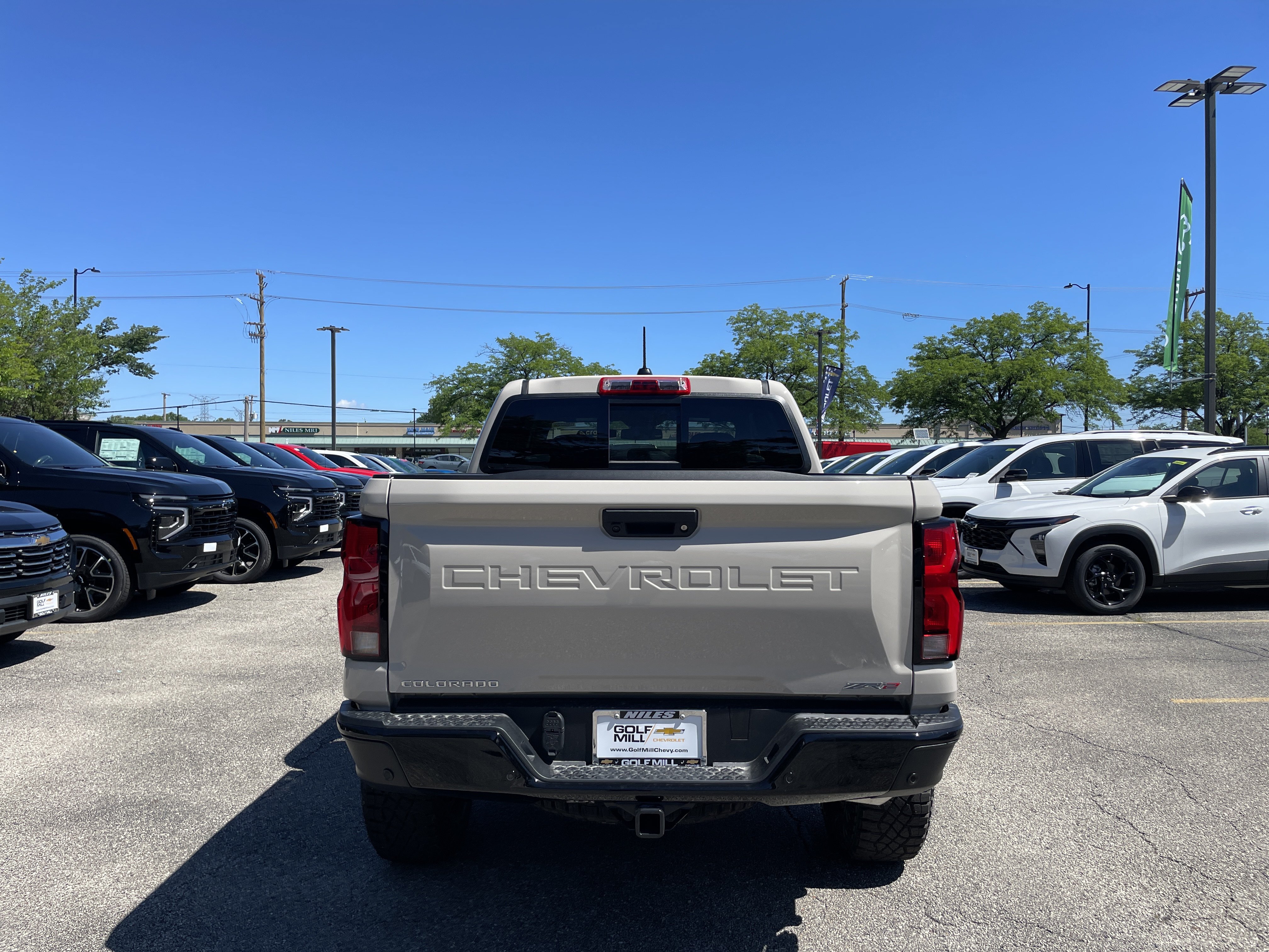 New 2026 Chevrolet Colorado ZR2 w/ Technology Package AWD/4WD image 6