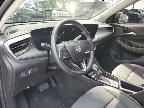 Used 2025 Buick Encore GX Preferred image 18