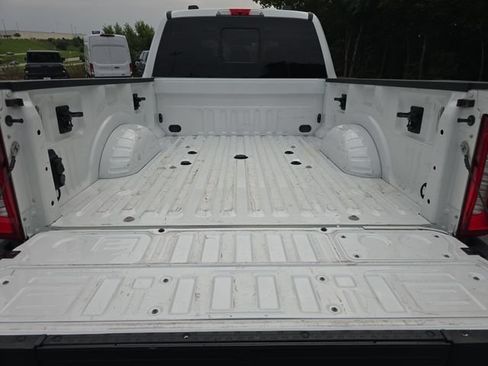 Used 2023 Ford F250 Lariat w/ Lariat Ultimate Package AWD/4WD image 34