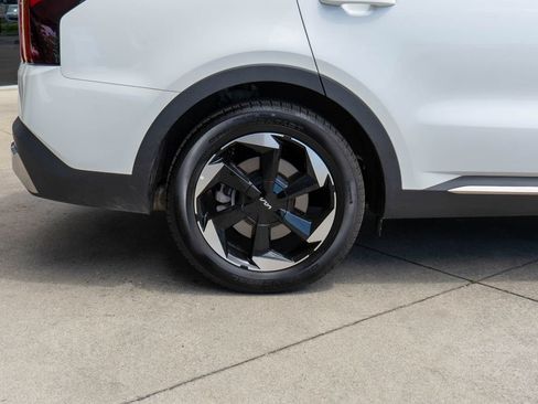 Certified 2025 Kia Sorento EX AWD/4WD image 34