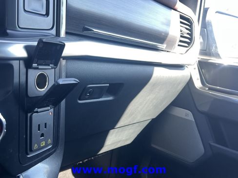 Used 2023 Ford F150 Lariat AWD/4WD image 12