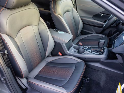 New 2026 Subaru Crosstrek 2.5i Limited w/ Crosstrek Mirror Package image 39