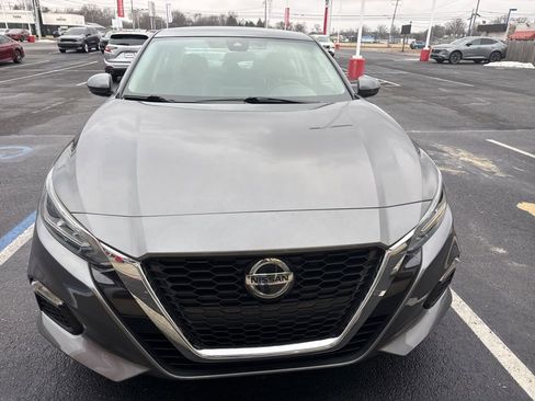 Used 2021 Nissan Altima 2.5 SV image 3