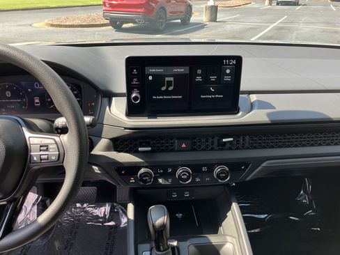 Used 2026 Honda Accord SE image 25