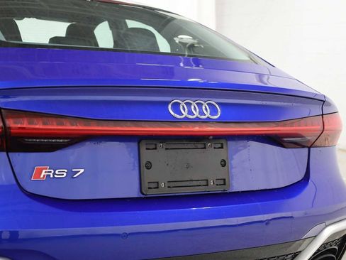 Used 2023 Audi RS 7 Sportback w/ RS 7 Executive Package image 8