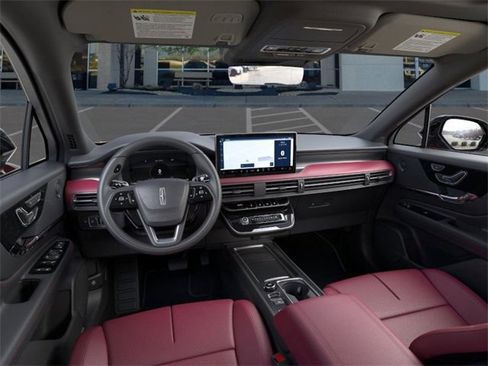 New 2026 Lincoln Corsair Reserve image 9