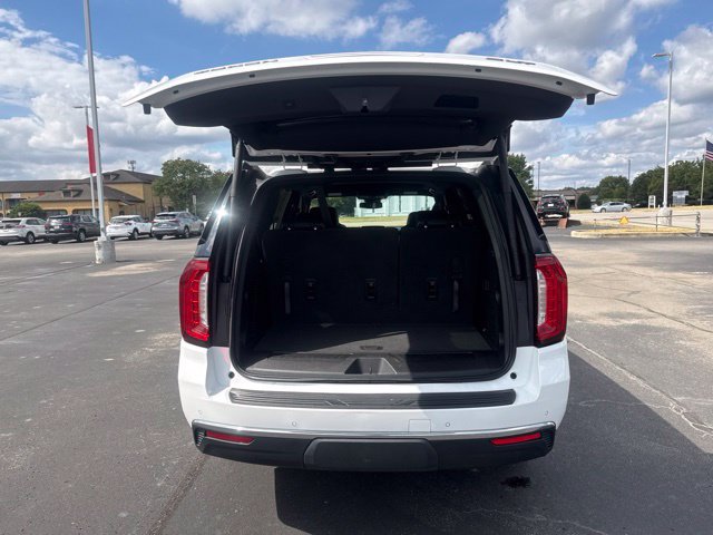 Used 2023 GMC Yukon SLT AWD/4WD image 22