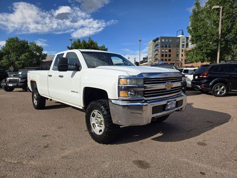 Used 2015 Chevrolet Silverado 2500 W/T AWD/4WD image 1