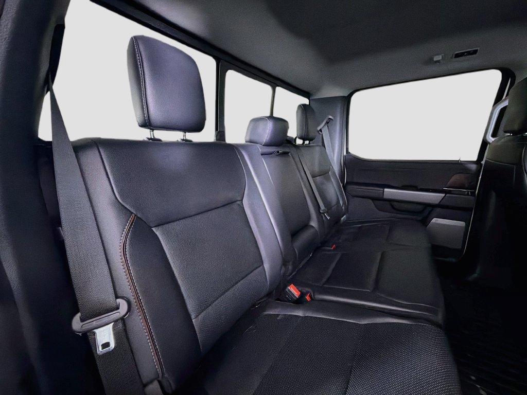 Used 2023 Ford F250 Lariat w/ Lariat Ultimate Package AWD/4WD image 28