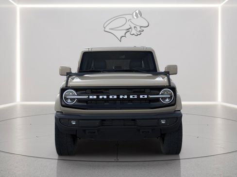 New 2026 Ford Bronco Outer Banks AWD/4WD image 8