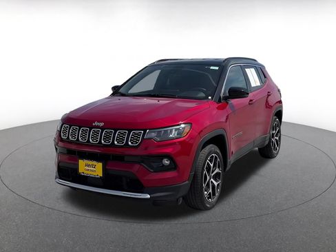Used 2025 Jeep Compass Limited AWD/4WD image 7