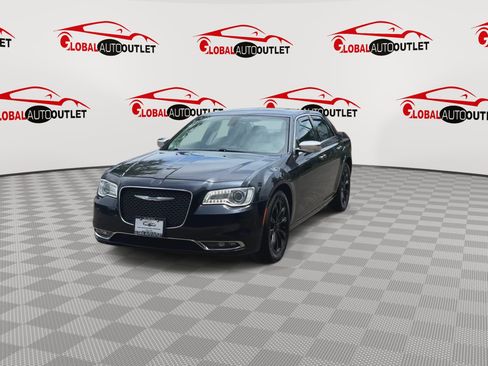 Used 2015 Chrysler 300 C w/ Light Group AWD/4WD image 3