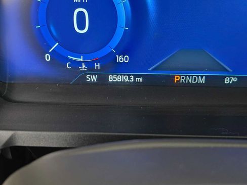 Used 2020 Ford Explorer Platinum w/ Premium Technology Package AWD/4WD image 26