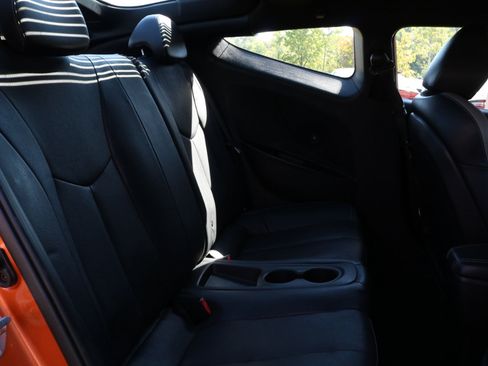 Used 2016 Hyundai Veloster Turbo image 38