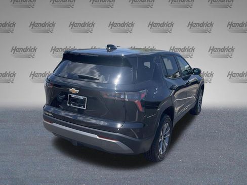 Used 2026 Chevrolet Equinox LT FWD image 9