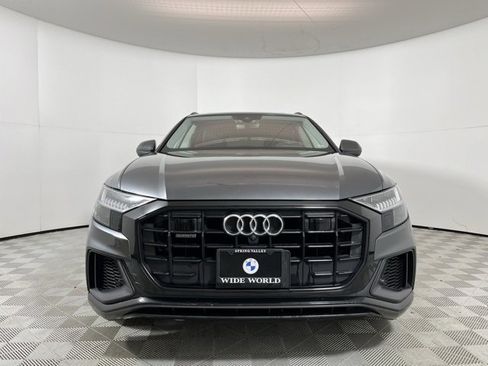 Used 2020 Audi Q8 Prestige w/ Prestige Package image 2