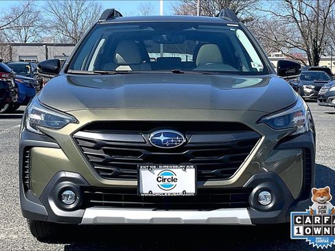 Used 2023 Subaru Outback Limited image 3