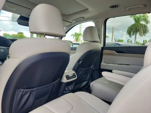 Used 2021 Hyundai Palisade SEL w/ Premium Package image 11