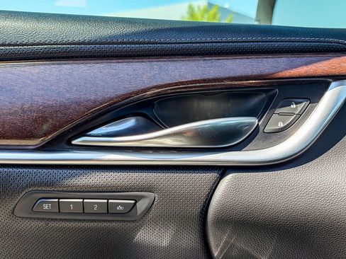 Used 2019 Cadillac XTS Luxury FWD image 34