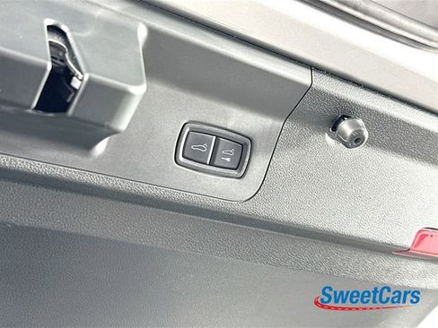 Used 2022 Porsche Panamera GTS image 48