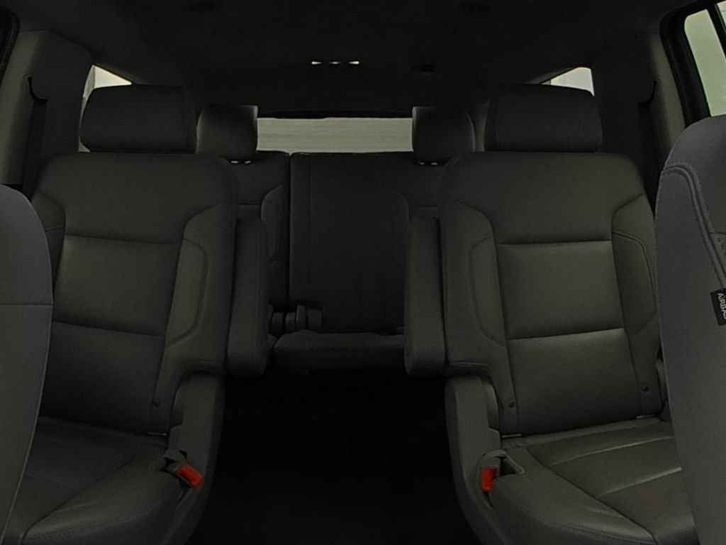 Used 2020 Chevrolet Suburban LT w/ LT Midnight Edition RWD image 10