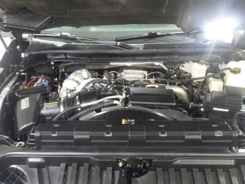 Used 2022 GMC Sierra 2500 Denali w/ Denali Black Diamond Edition AWD/4WD image 11