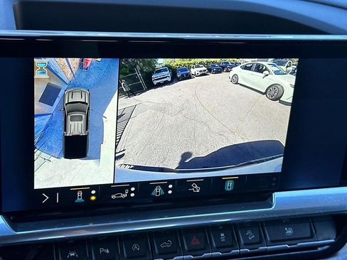 Used 2023 Chevrolet Silverado 1500 LTZ w/ LTZ Premium Package image 26