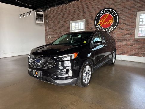 Used 2022 Ford Edge Titanium w/ Equipment Group 301A image 13