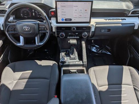 Used 2024 Toyota Tacoma TRD Off-Road image 21