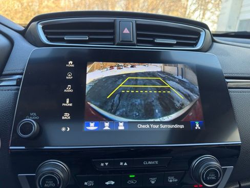 Used 2020 Honda CR-V Touring image 14