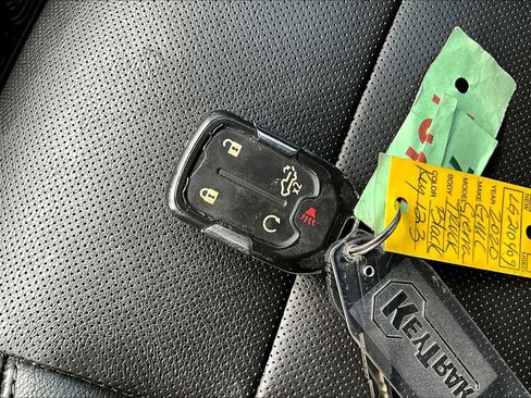 Used 2020 GMC Sierra 1500 SLT image 15