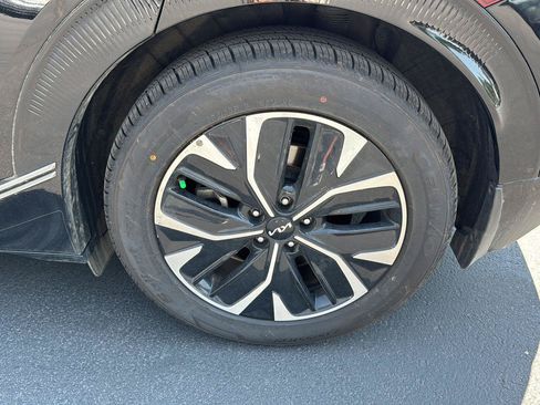 Used 2023 Kia EV6 Wind AWD/4WD image 15