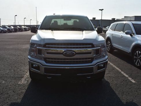 Used 2018 Ford F150 XLT w/ Equipment Group 302A Luxury AWD/4WD image 2