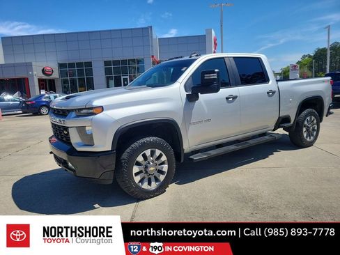 Used 2022 Chevrolet Silverado 2500 Custom w/ Custom Value Package image 1
