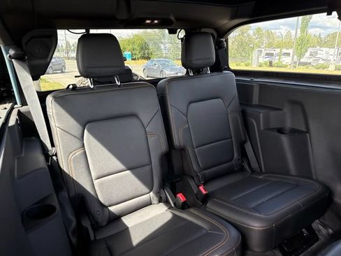Used 2023 Ford Bronco Badlands AWD/4WD image 9
