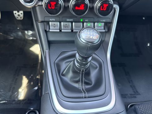 Used 2025 Toyota GR86 Premium w/ Performance Package RWD image 16
