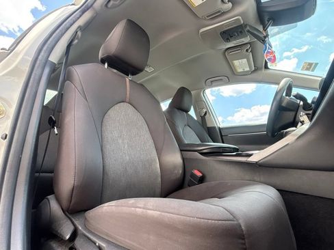 Used 2019 Toyota Camry LE FWD image 24