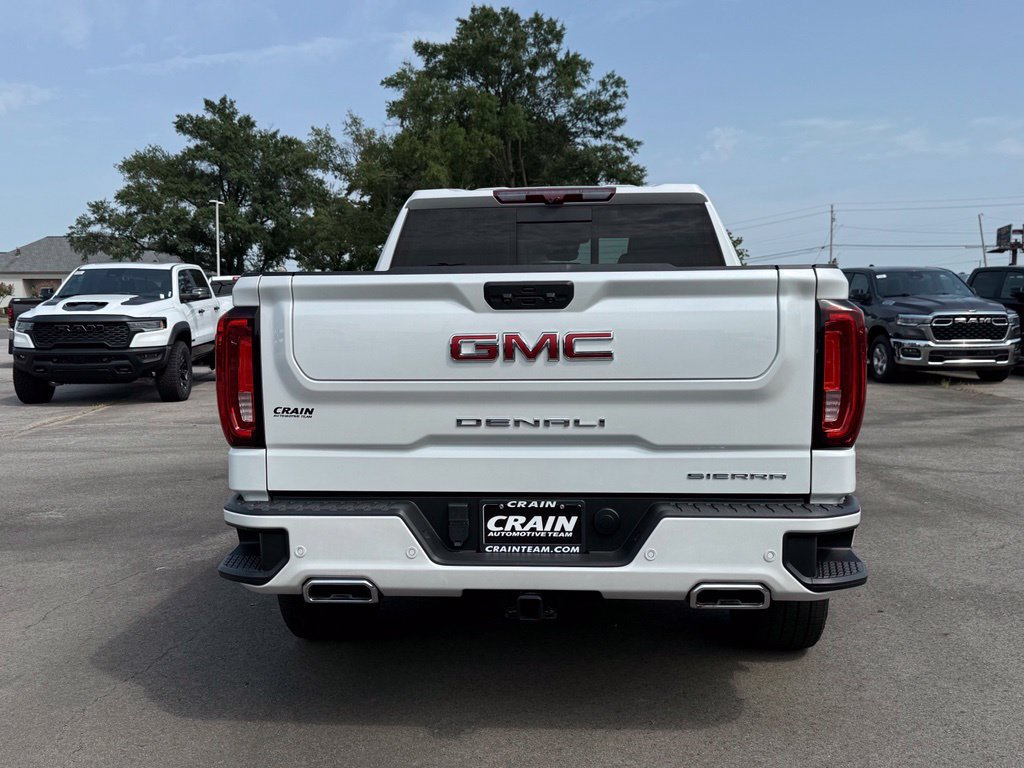 Used 2024 GMC Sierra 1500 Denali w/ Denali Reserve Package AWD/4WD image 6