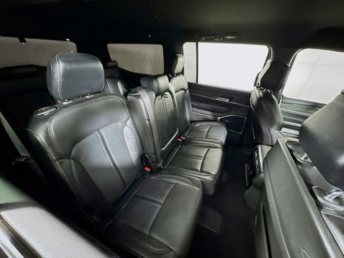 Used 2022 Jeep Wagoneer Series II image 27