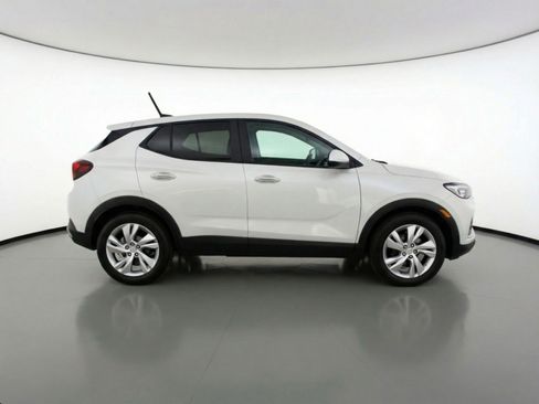 Used 2025 Buick Encore GX Preferred FWD image 11