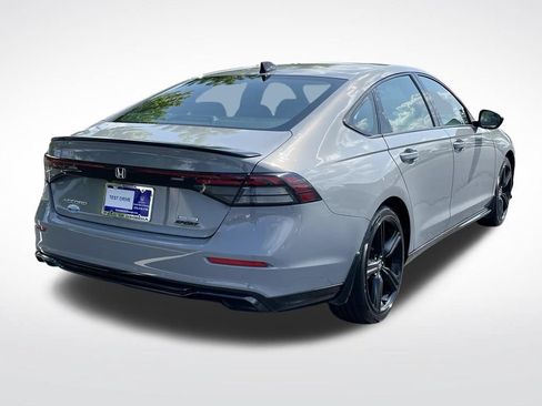 Used 2024 Honda Accord Sport image 6
