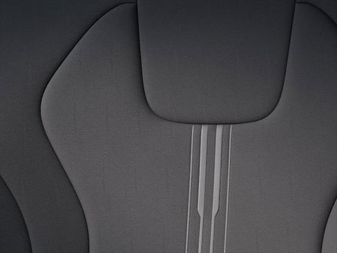 New 2025 Hyundai Elantra SEL FWD image 17